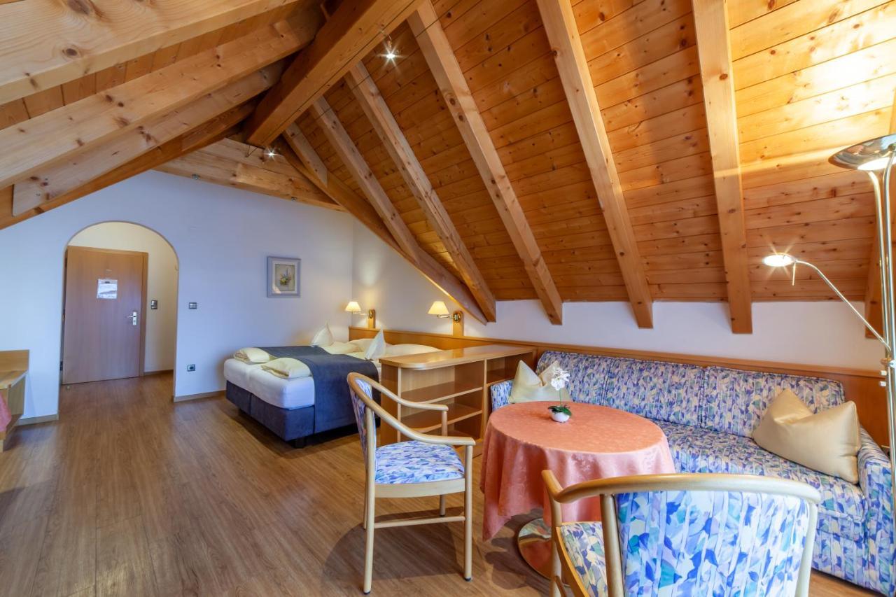 Fruehstuecks-Hotel Olympia Tirolo Kültér fotó