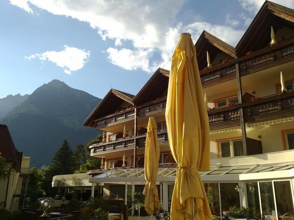 Fruehstuecks-Hotel Olympia Tirolo Kültér fotó